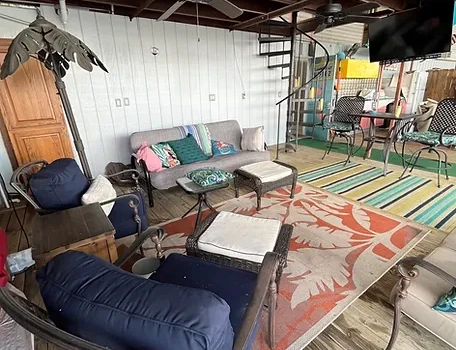 7e98f2 6d05969d546a4c88bd1122838f1e4bad~mv2 7e98f2 6d05969d546a4c88bd1122838f1e4bad~mv2