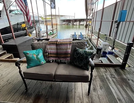 7e98f2 b0d121be1a1f4db0991428767fba4052~mv2 7e98f2 b0d121be1a1f4db0991428767fba4052~mv2